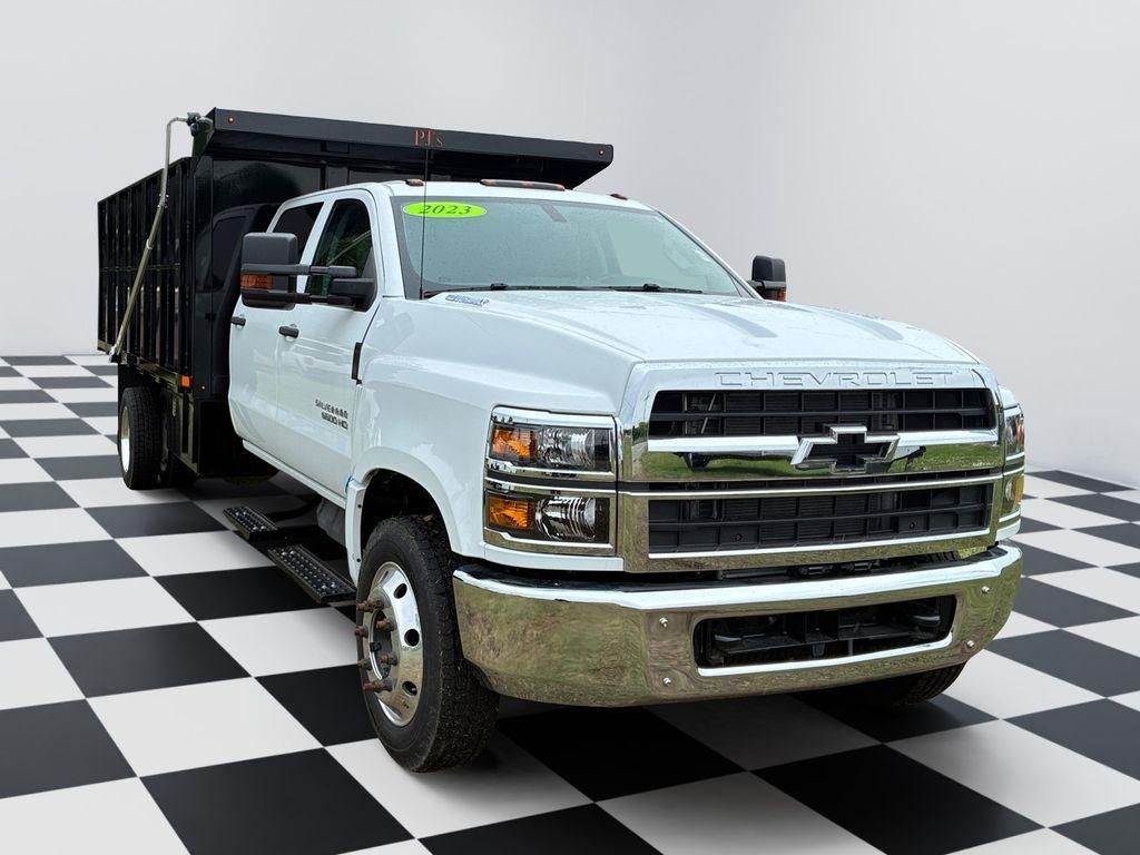 Chevrolet Silverado MD  2023