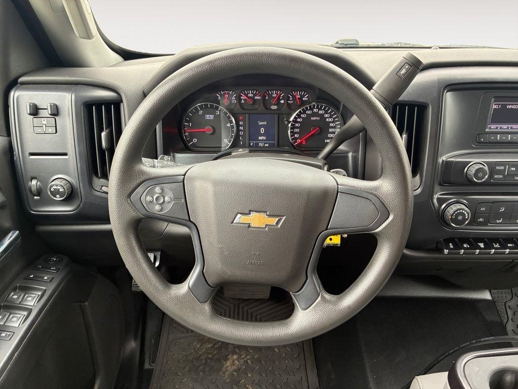 Chevrolet Silverado MD  2023