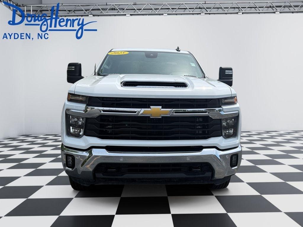 Chevrolet Silverado 2500HD  2025