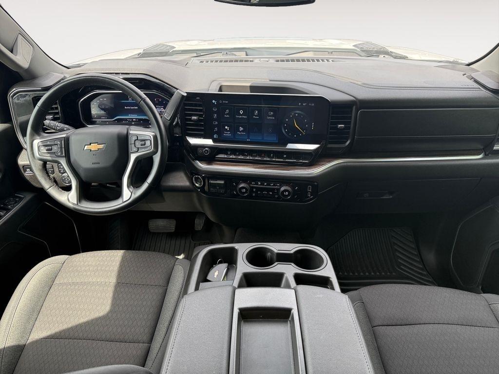 Chevrolet Silverado 2500HD  2025