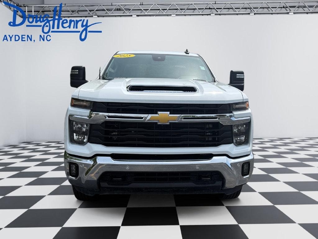 Chevrolet Silverado 2500HD  2025