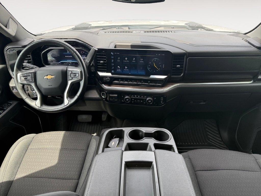 Chevrolet Silverado 2500HD  2025