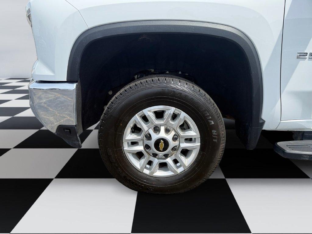 Chevrolet Silverado 2500HD  2025