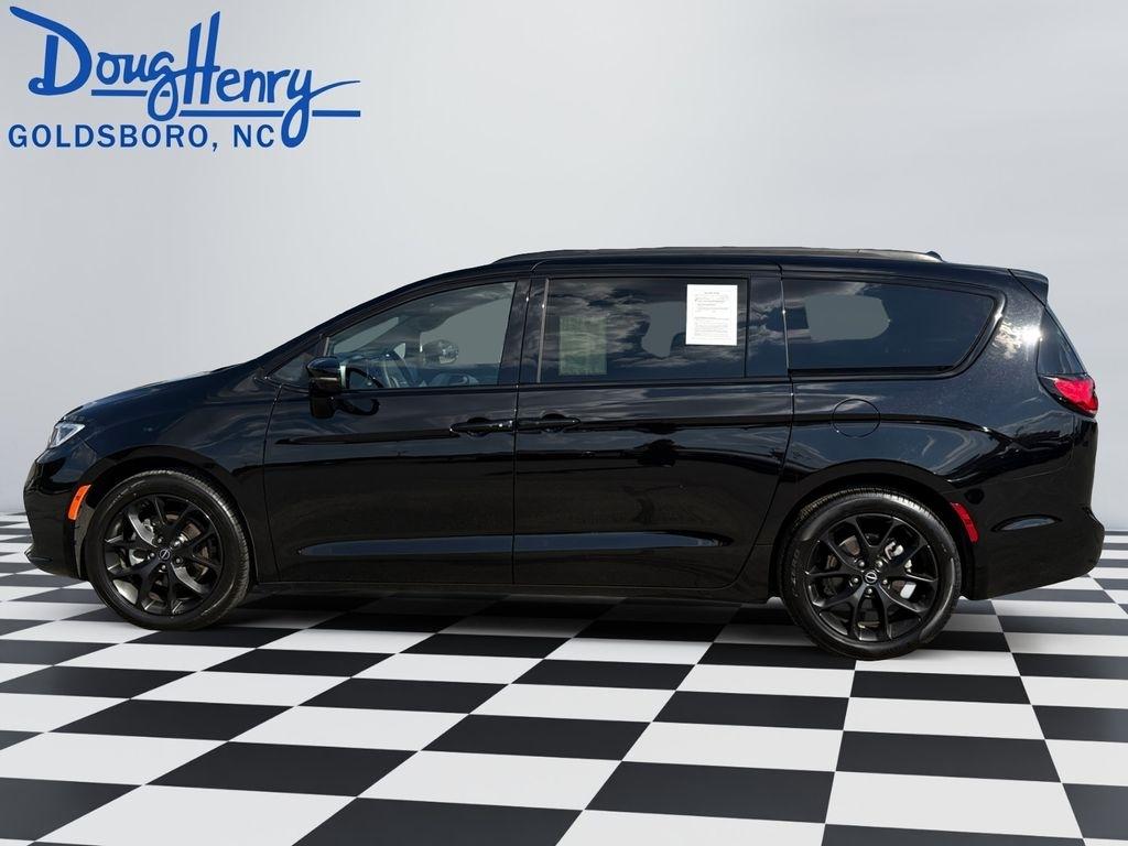 Chrysler Pacifica  2025