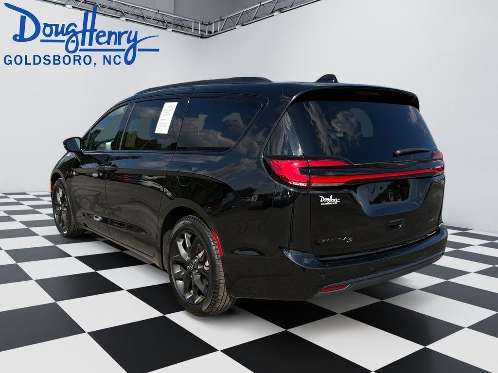 Chrysler Pacifica  2025