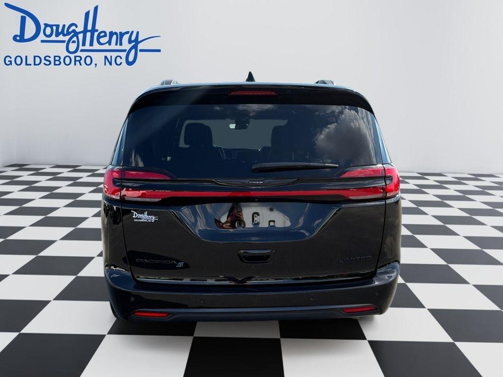 Chrysler Pacifica  2025