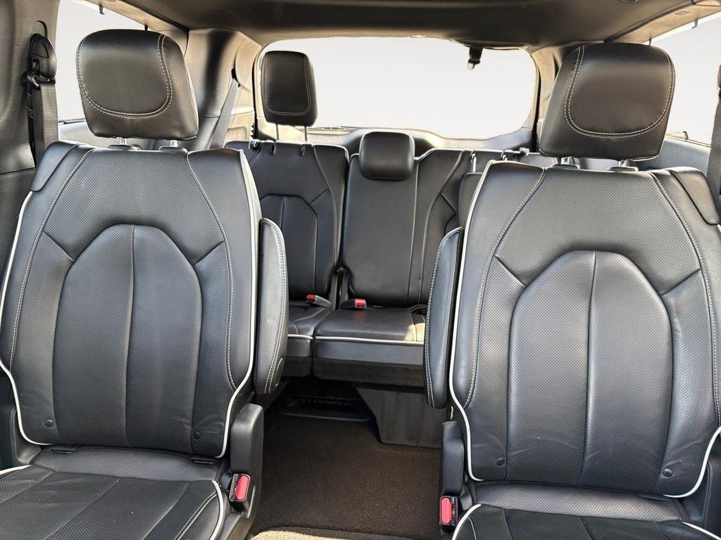 Chrysler Pacifica  2025