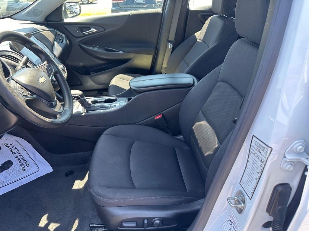 Chevrolet Malibu  2024