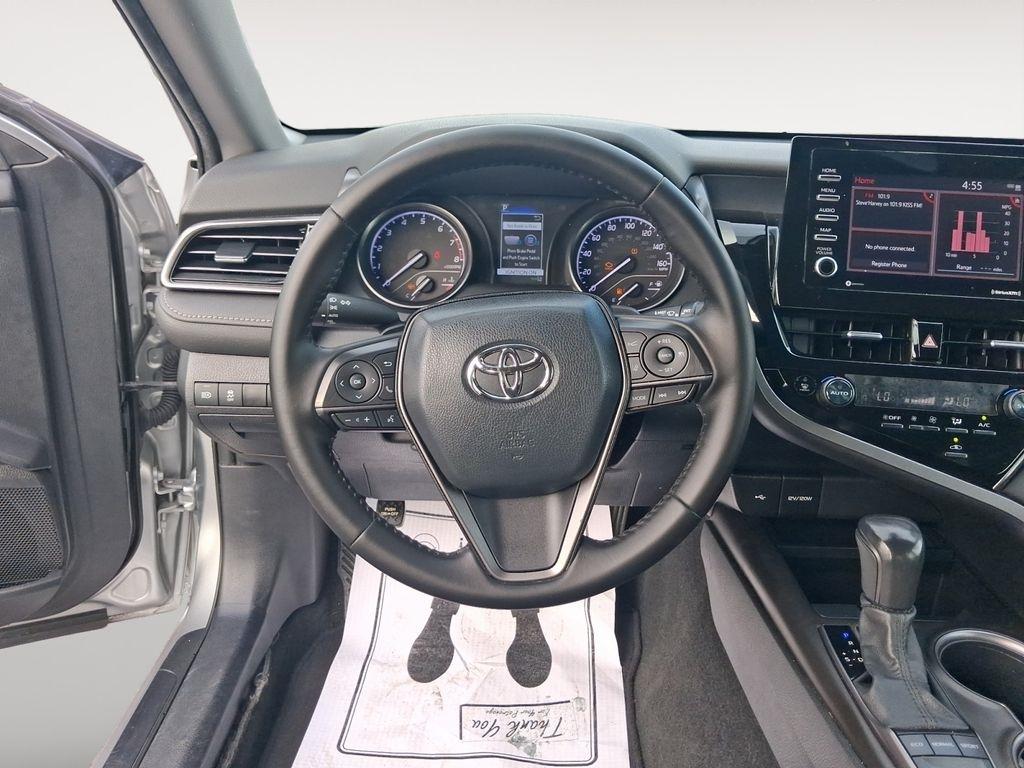 Toyota Camry  2023