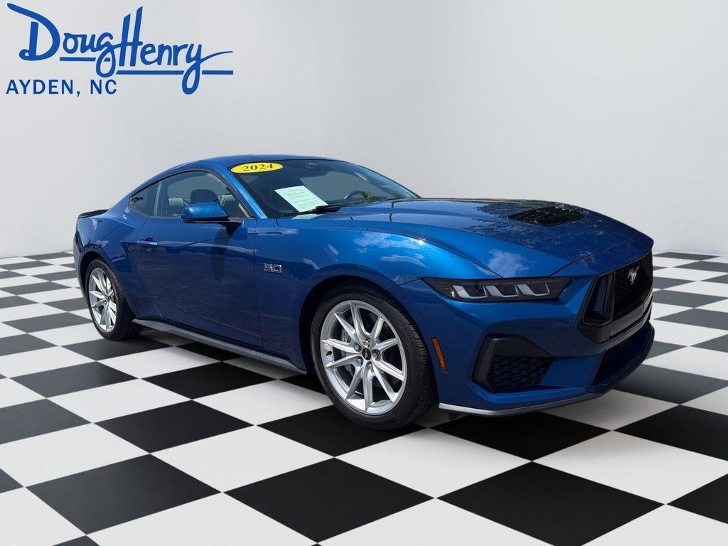 Ford Mustang  2024