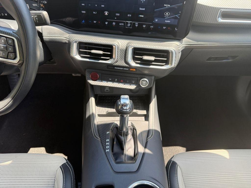Ford Mustang  2024