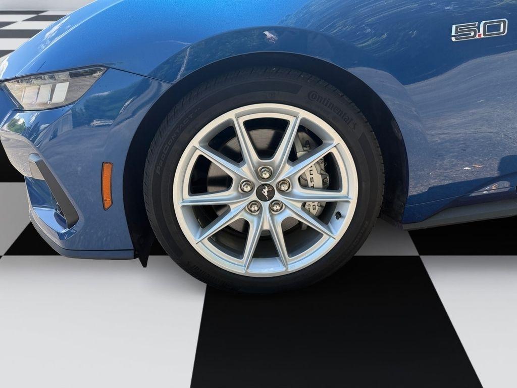 Ford Mustang  2024