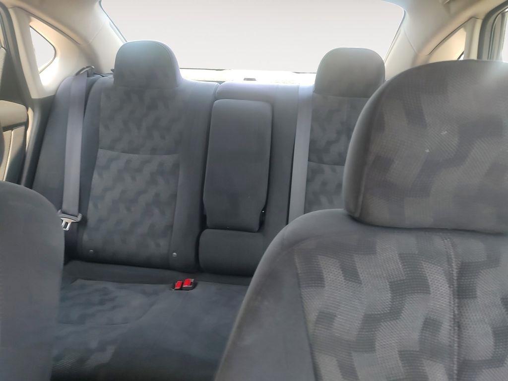 Nissan Sentra  2013