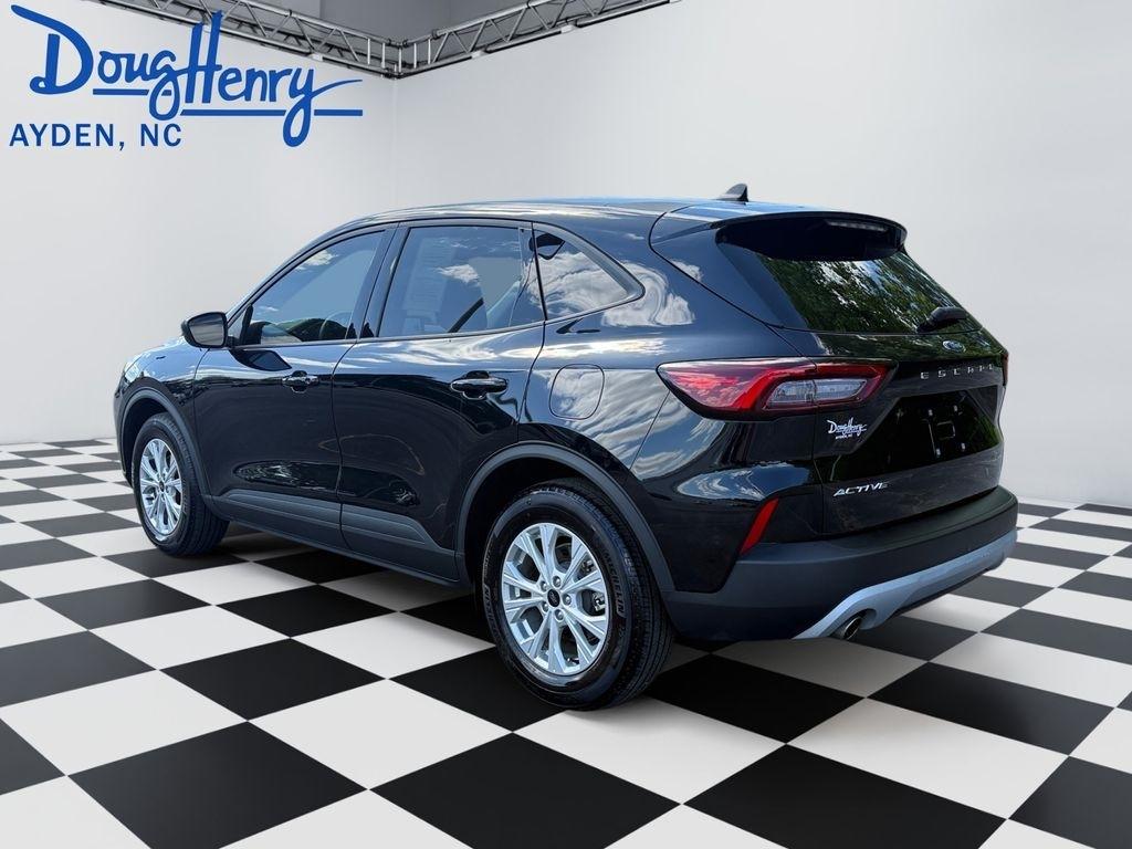 Ford Escape  2025
