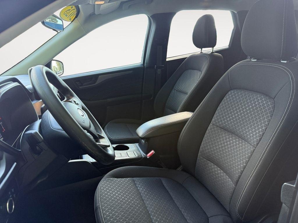 Ford Escape  2025