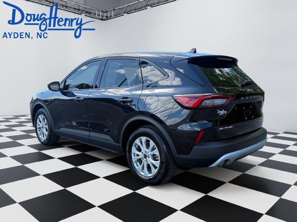 Ford Escape  2025