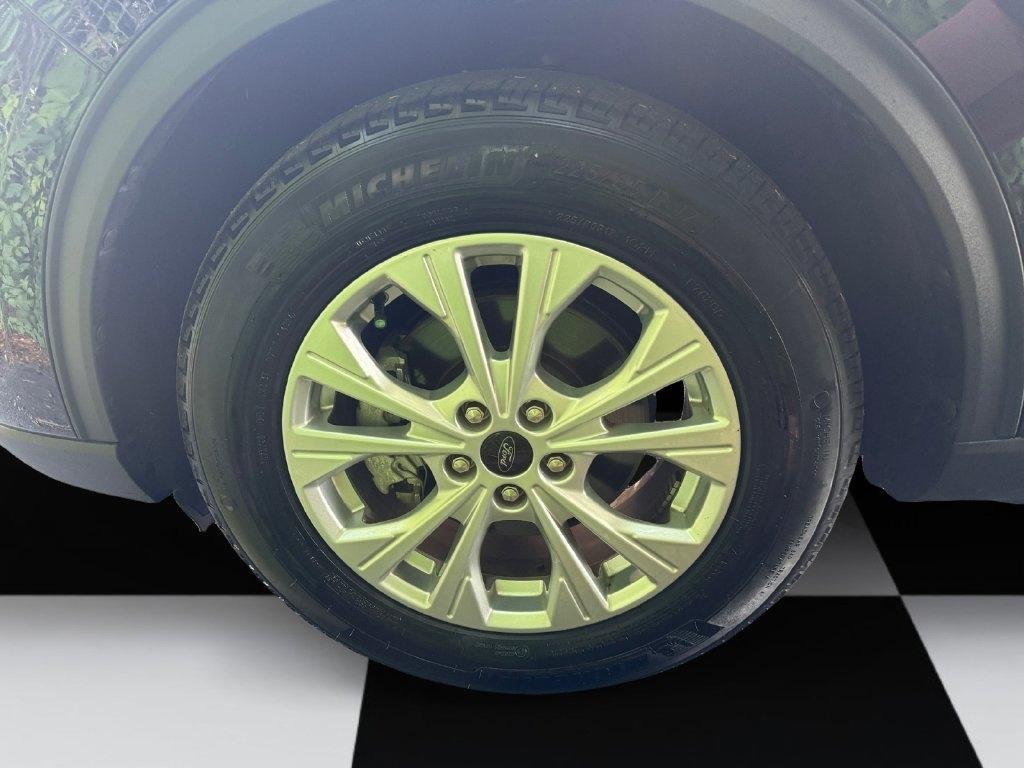 Ford Escape  2025