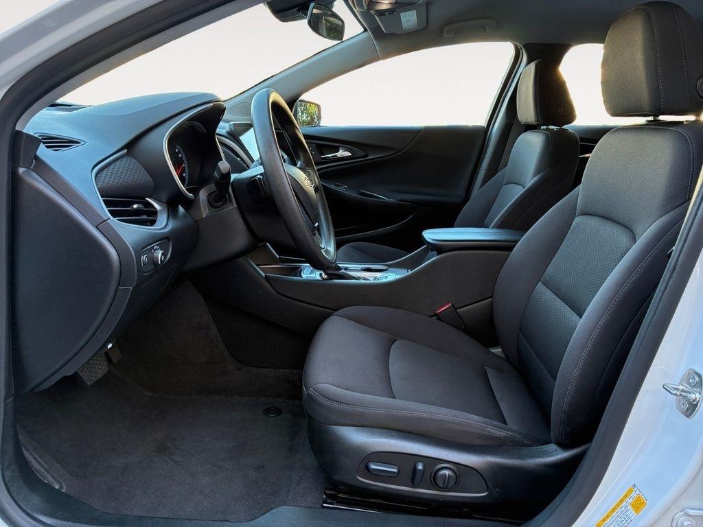 Chevrolet Malibu  2024