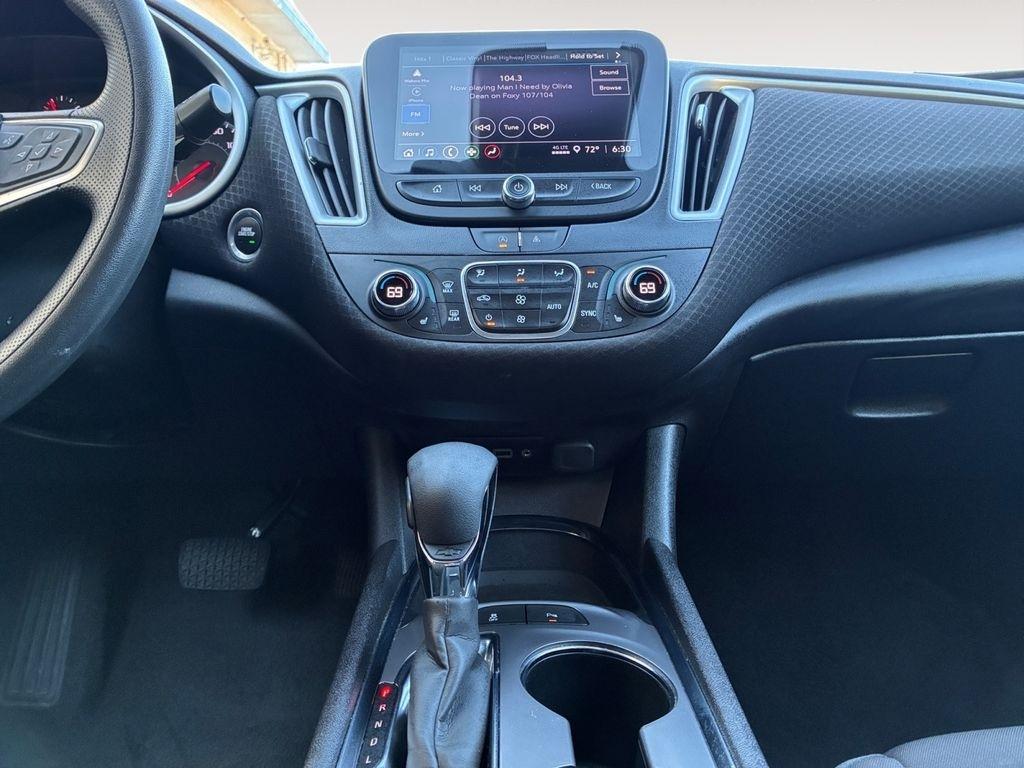 Chevrolet Malibu  2024
