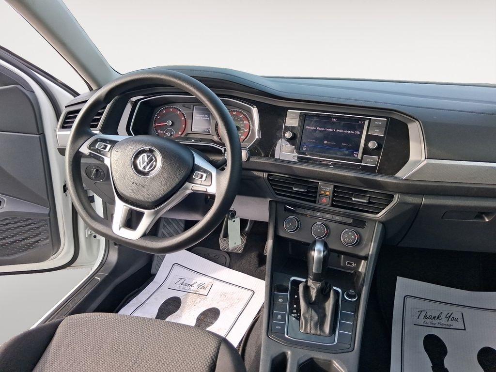 Volkswagen Jetta  2019