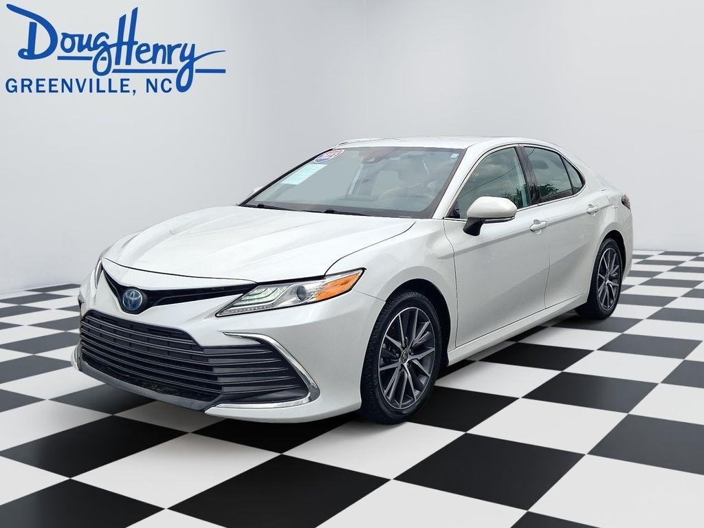 Toyota Camry  2023