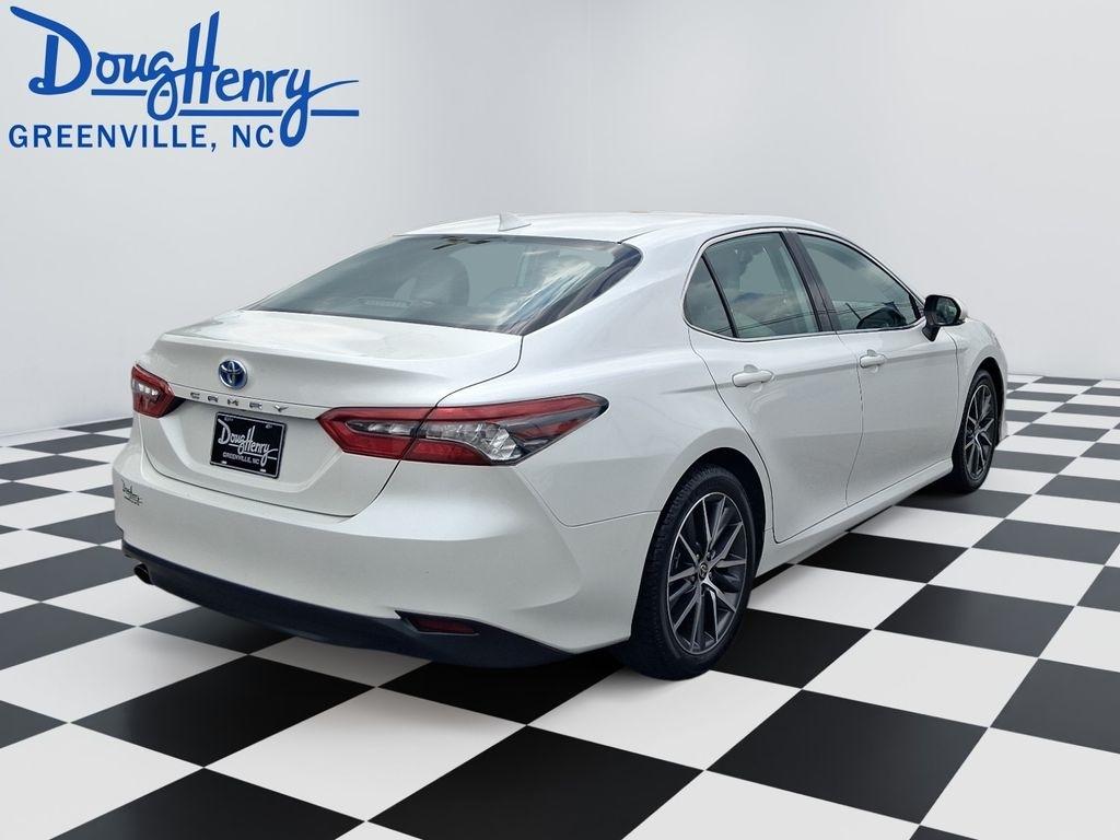 Toyota Camry  2023