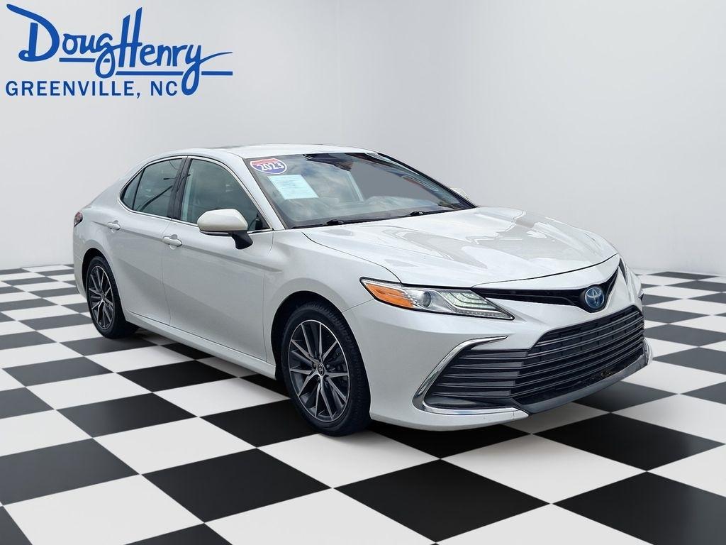 Toyota Camry  2023