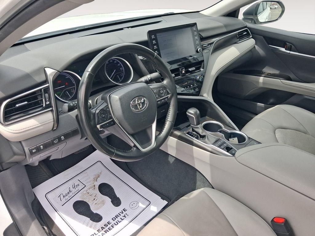 Toyota Camry  2023
