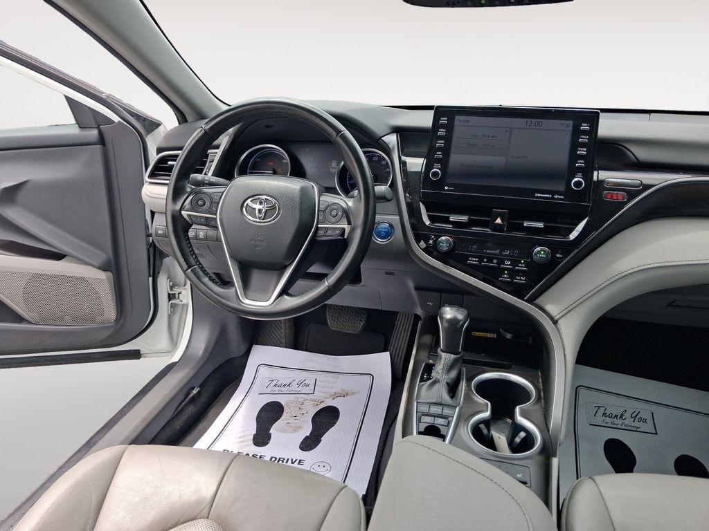 Toyota Camry  2023