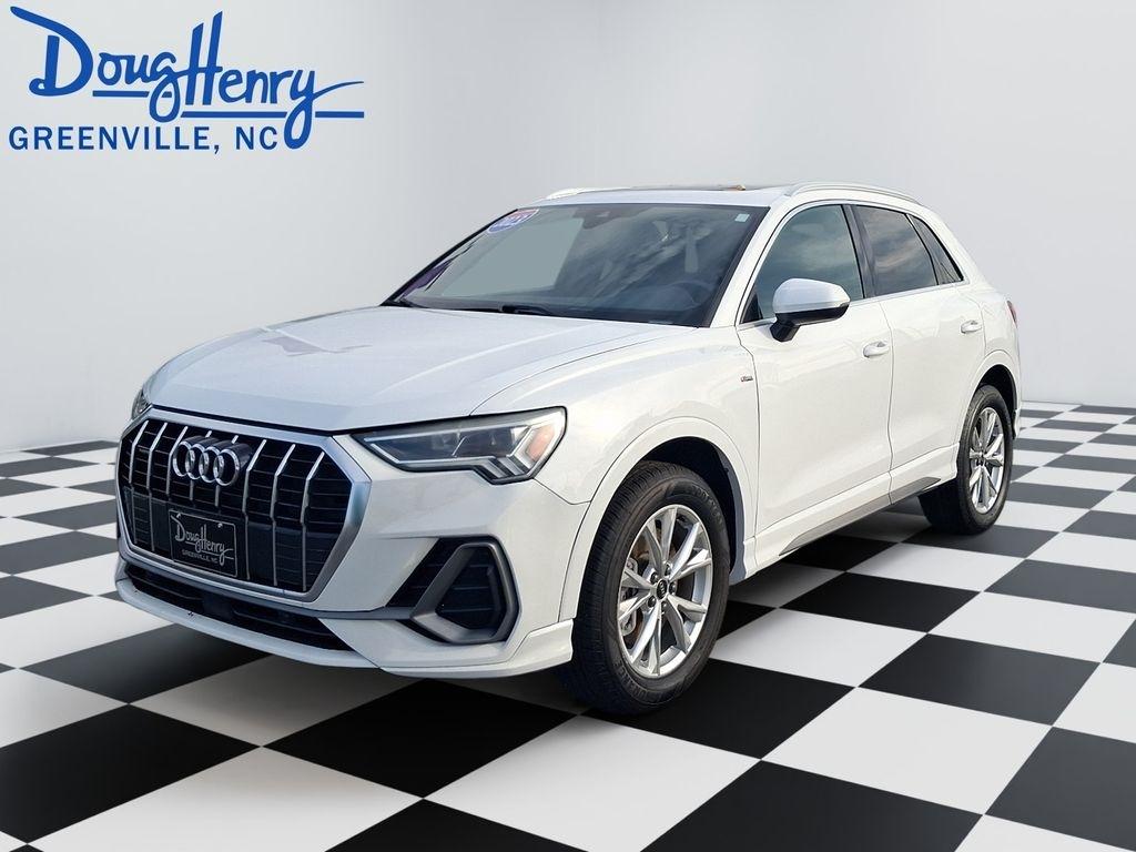 2023 Audi Q3 Premium