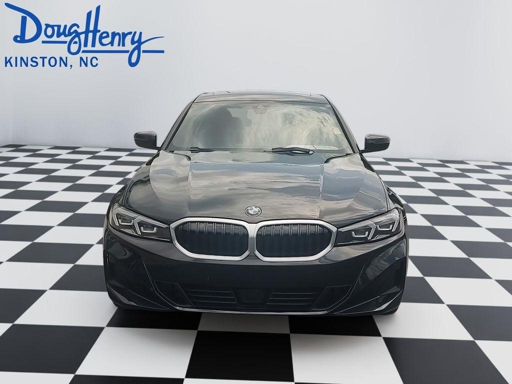 BMW 3 Series  2025