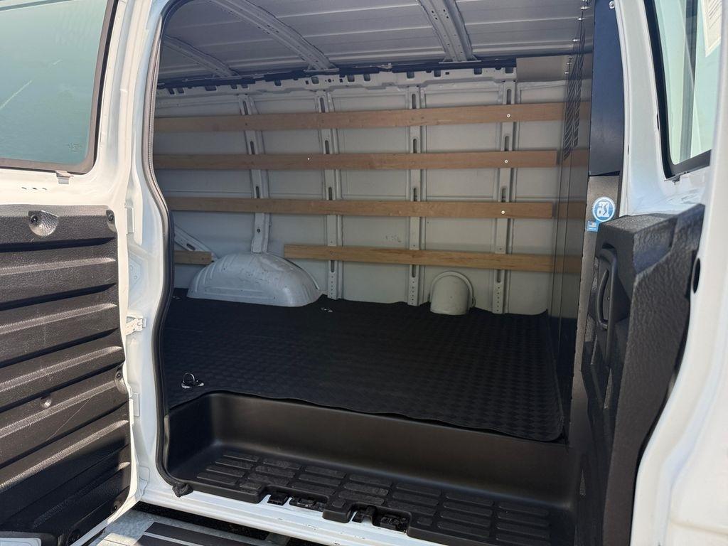 Chevrolet Express Cargo Van  2024