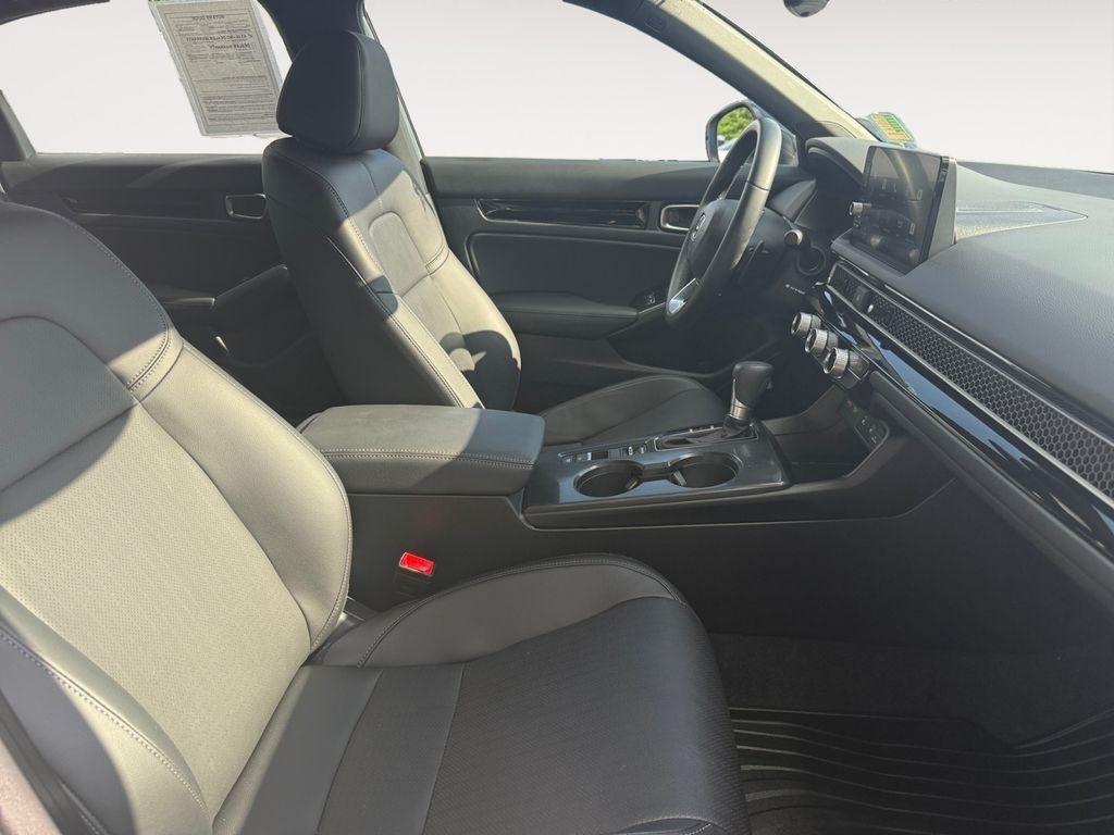 Honda Civic Sedan Hybrid  2025