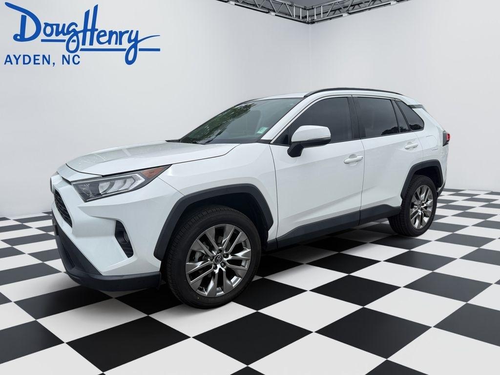 2020 Toyota RAV4 XLE Premium