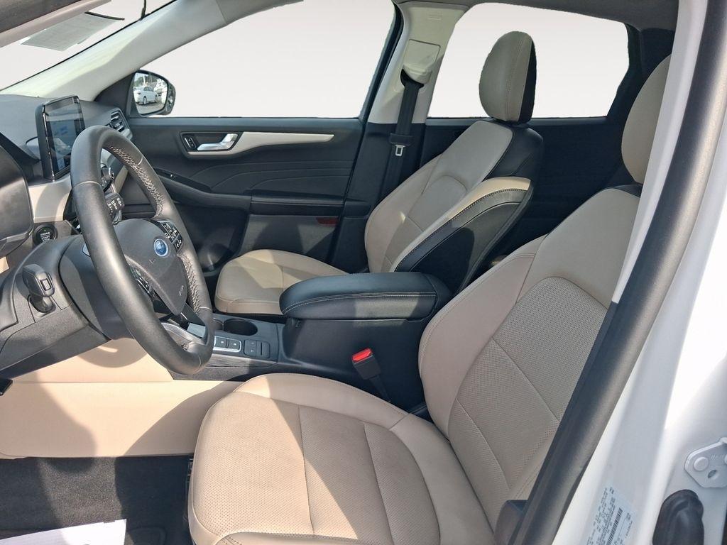 Ford Escape  2022