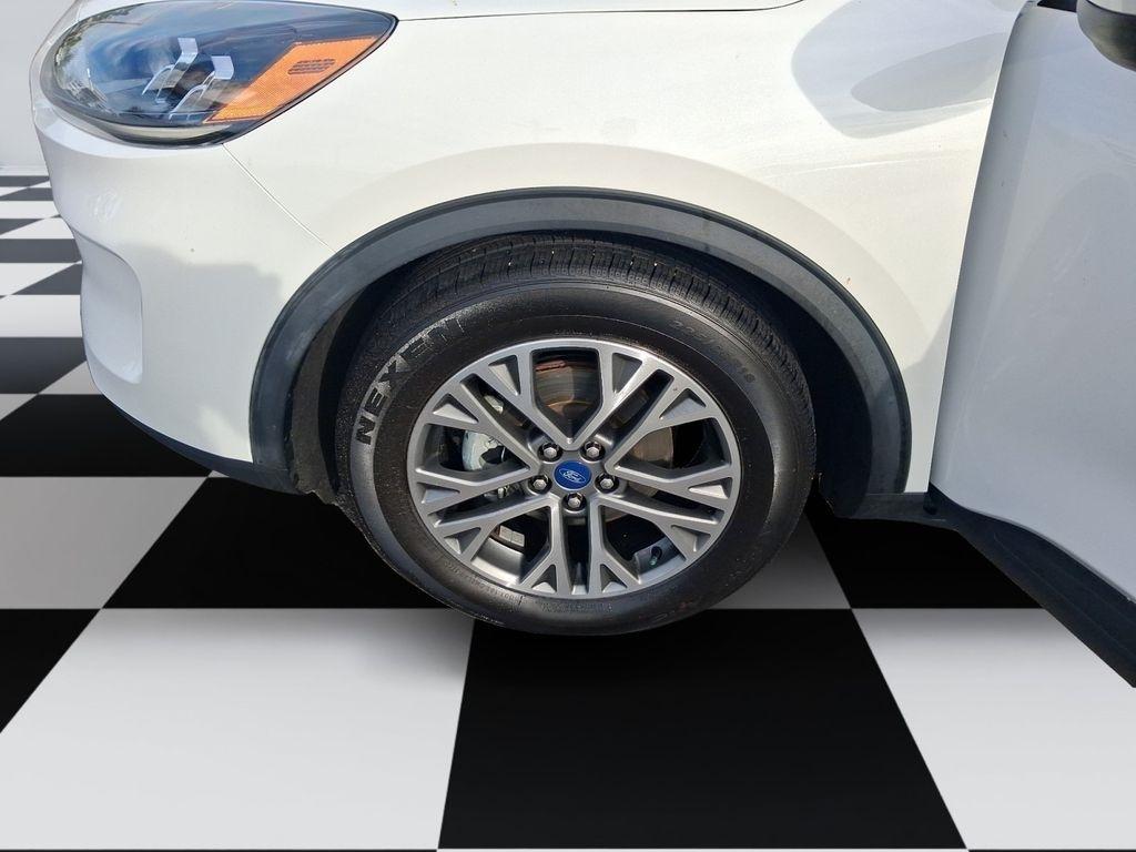 Ford Escape  2022