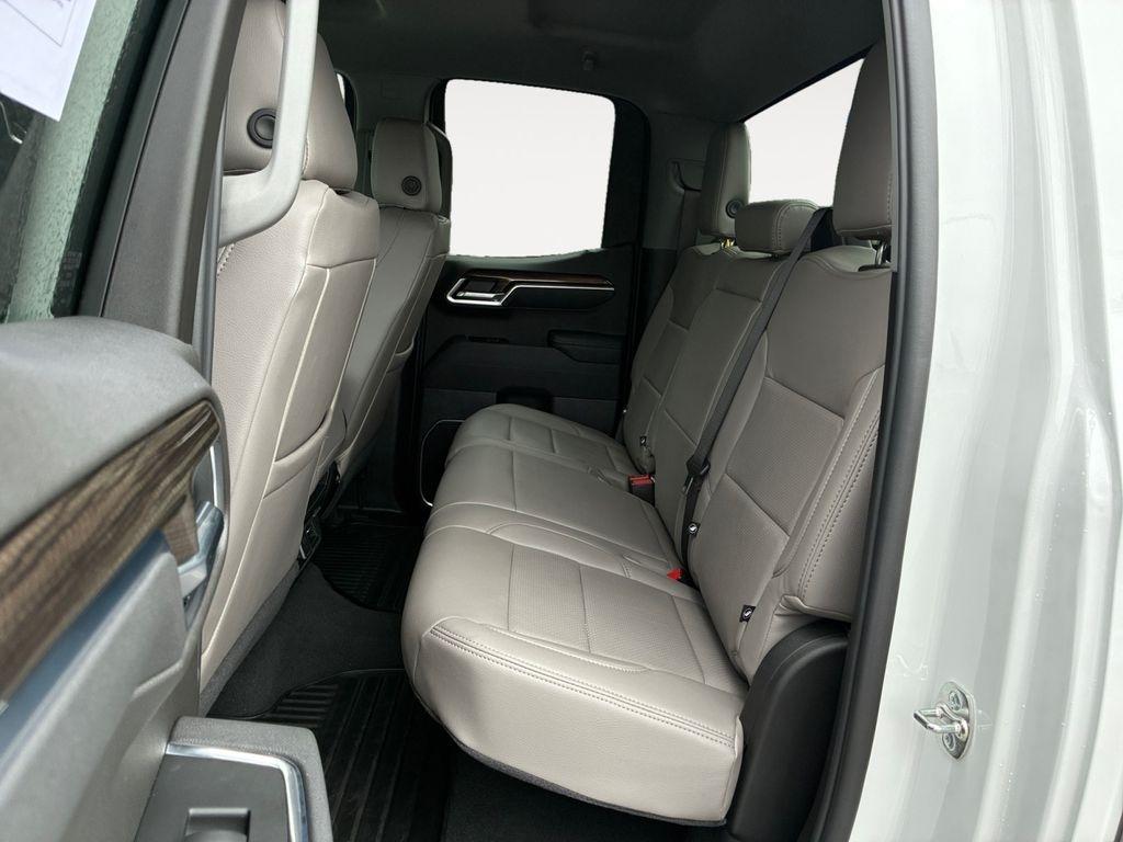 Chevrolet Silverado 1500  2026