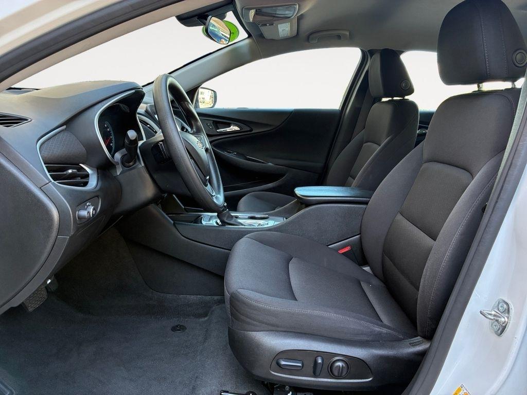 Chevrolet Malibu  2024