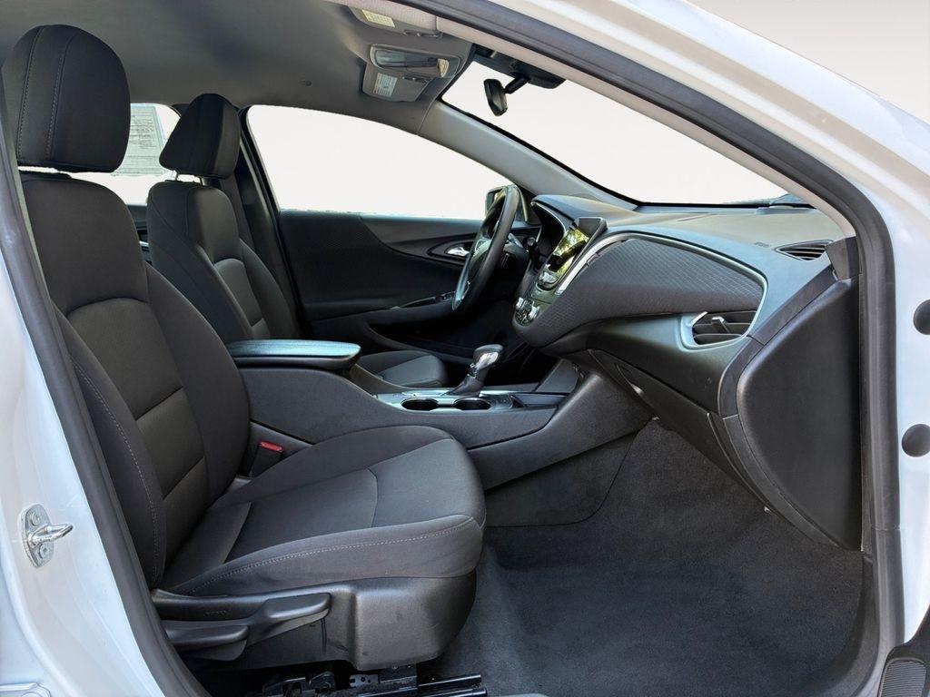 Chevrolet Malibu  2024