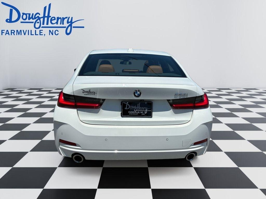 BMW 3 Series  2025