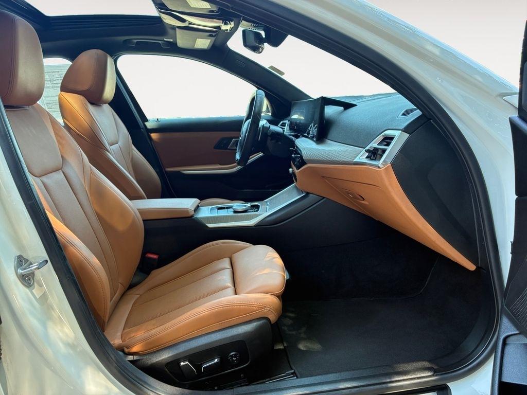 BMW 3 Series  2025