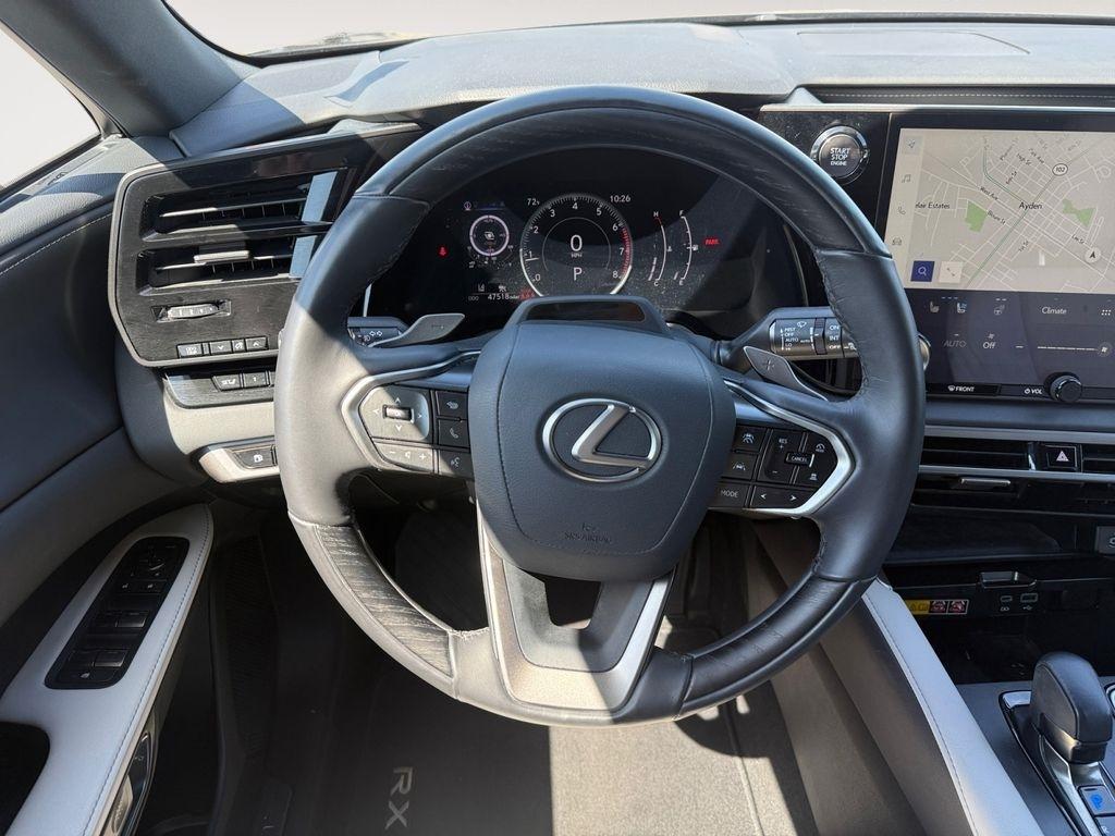 Lexus RX  2024