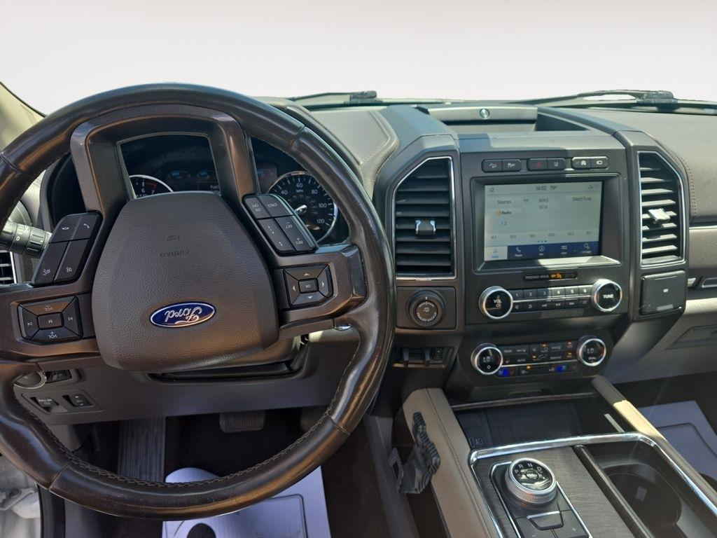 Ford Expedition  2021