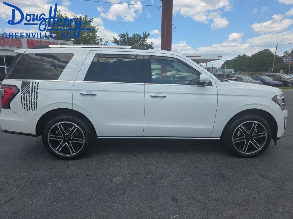 Ford Expedition  2021