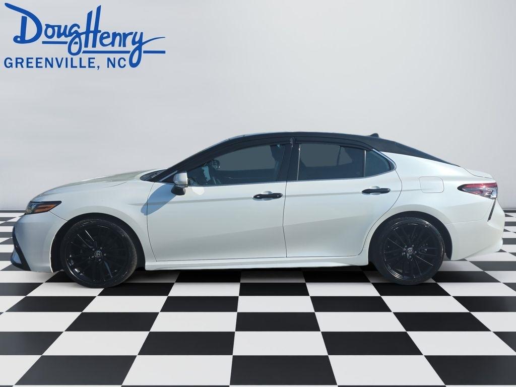 Toyota Camry  2021