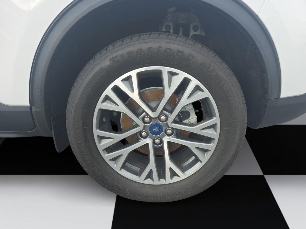 Ford Escape  2022