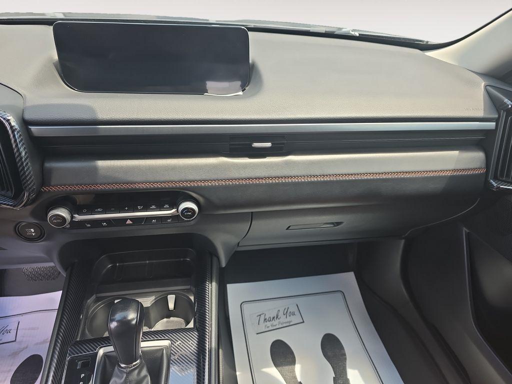 Mazda CX-50  2023