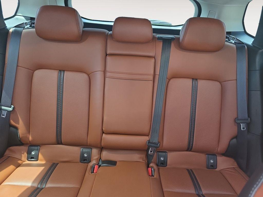 Mazda CX-50  2023