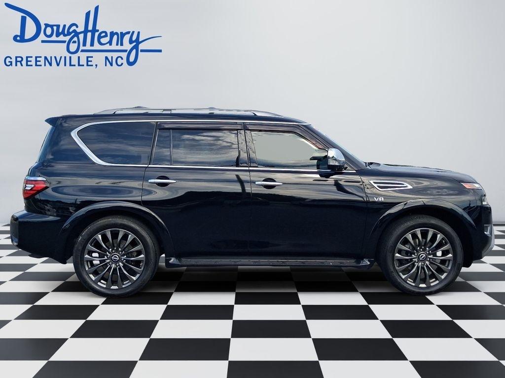 Nissan Armada  2021