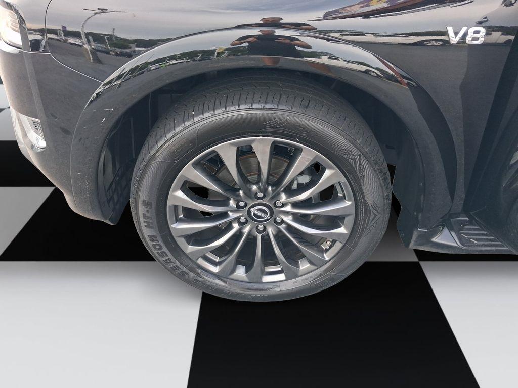 Nissan Armada  2021